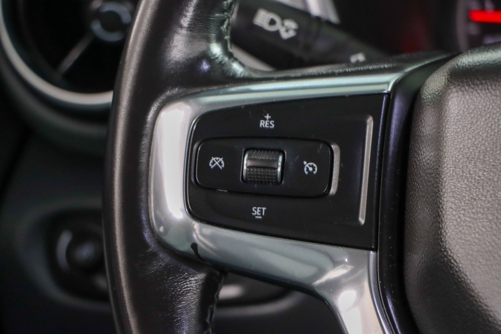 Used 2019 Chevrolet Blazer LT w/ Sound & Technology Package FWD image 13