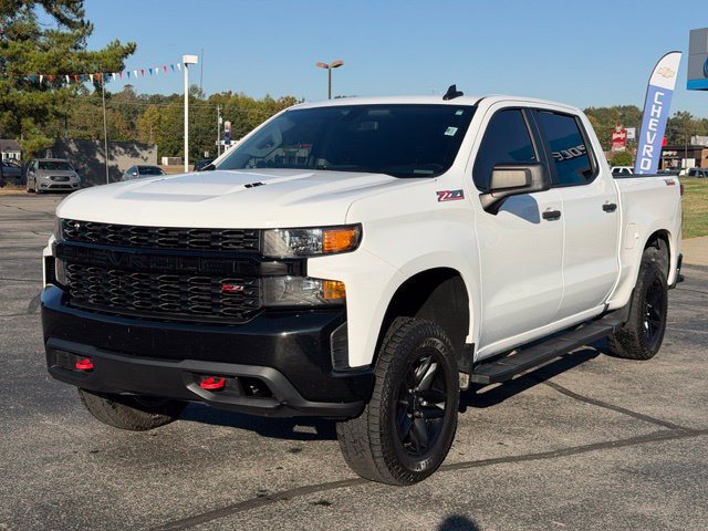 Used 2021 Chevrolet Silverado 1500 Custom Trail Boss w/ LPO, Dark Essentials Package AWD/4WD image 5