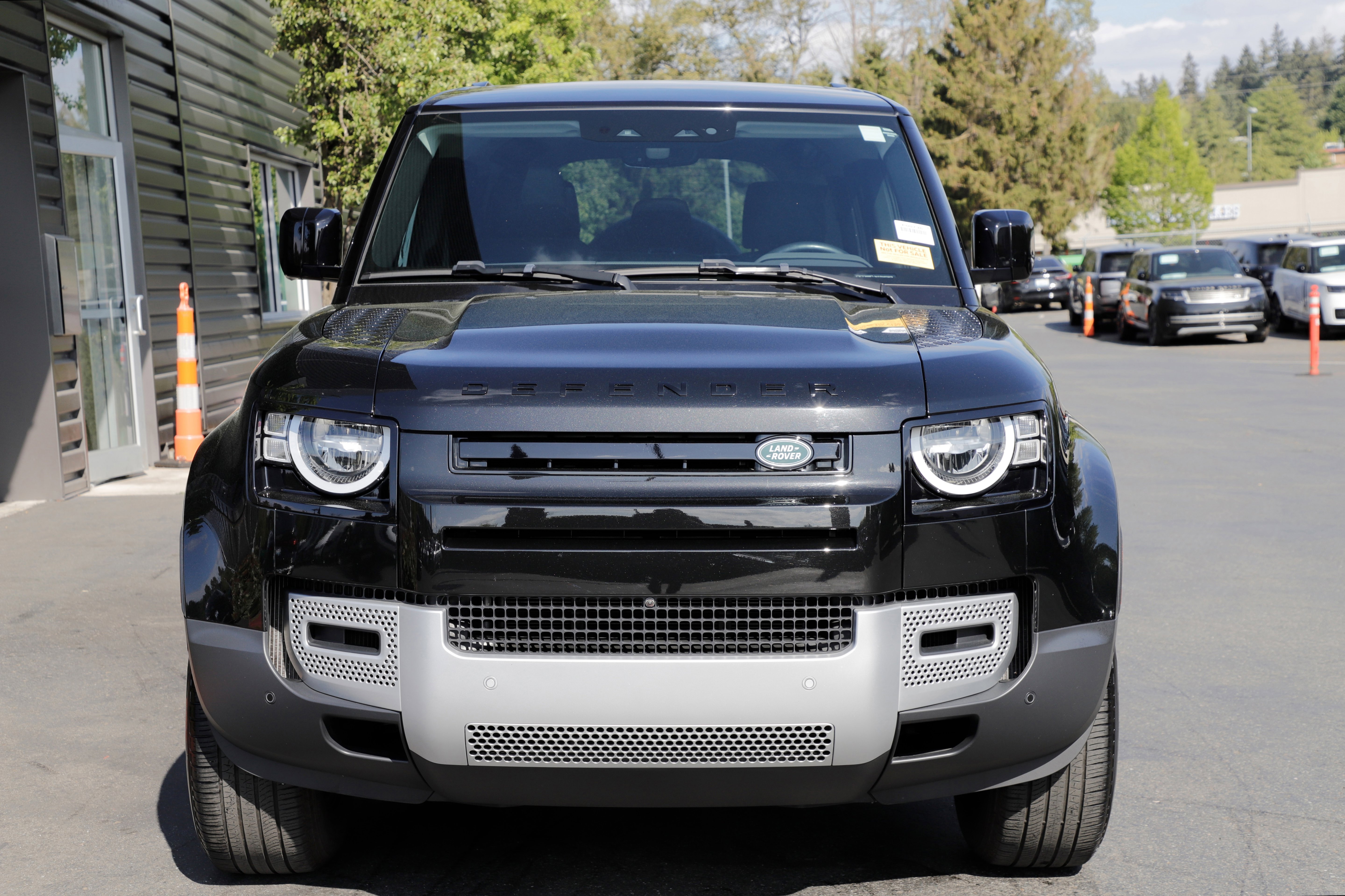 Certified 2023 Land Rover Defender 110 S AWD/4WD image 6