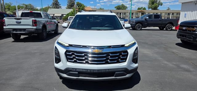 Used 2025 Chevrolet Equinox LT w/ Convenience Package II AWD/4WD image 3