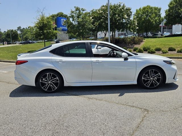 Used 2025 Toyota Camry XSE FWD image 9