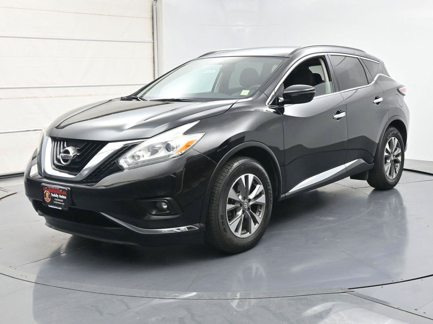 Used 2016 Nissan Murano SV AWD/4WD image 1