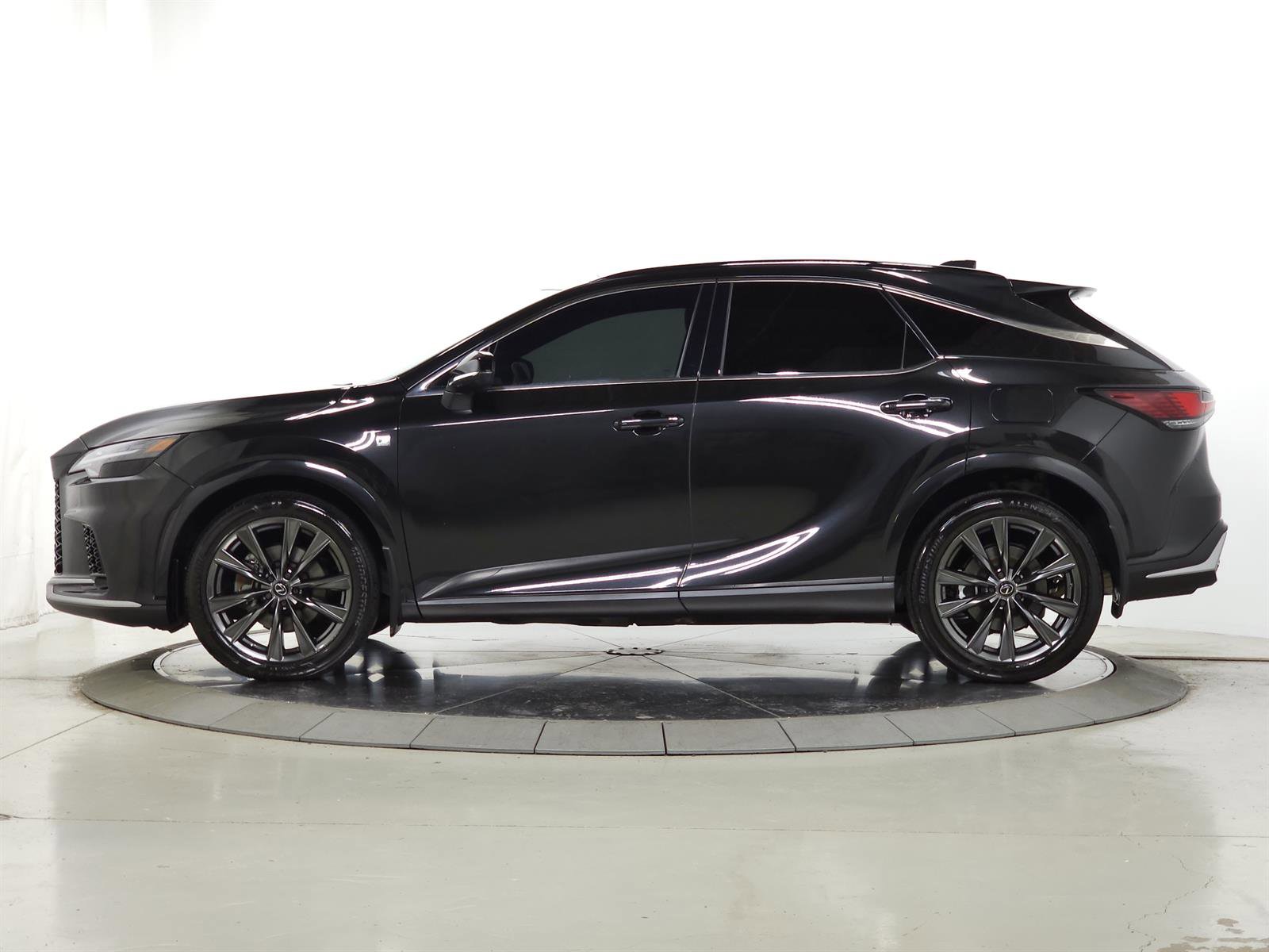 Used 2025 Lexus RX 350 F Sport w/ Accessory Package (Z1) AWD/4WD image 5