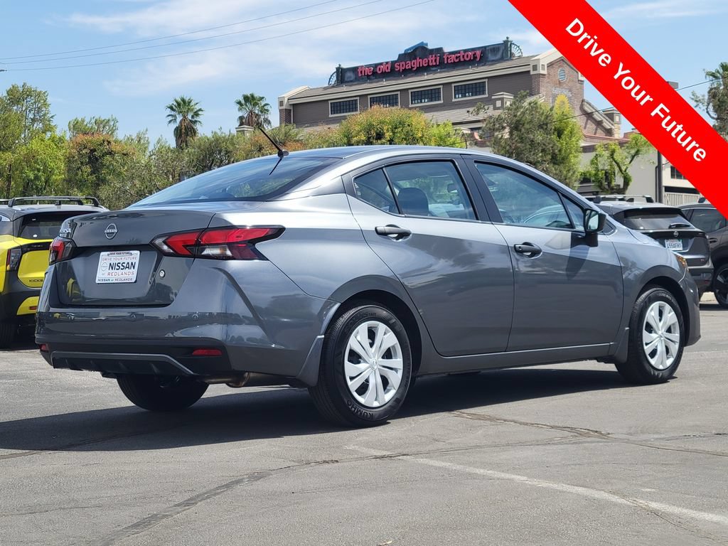 Used 2025 Nissan Versa S w/ Trunk Package FWD image 4