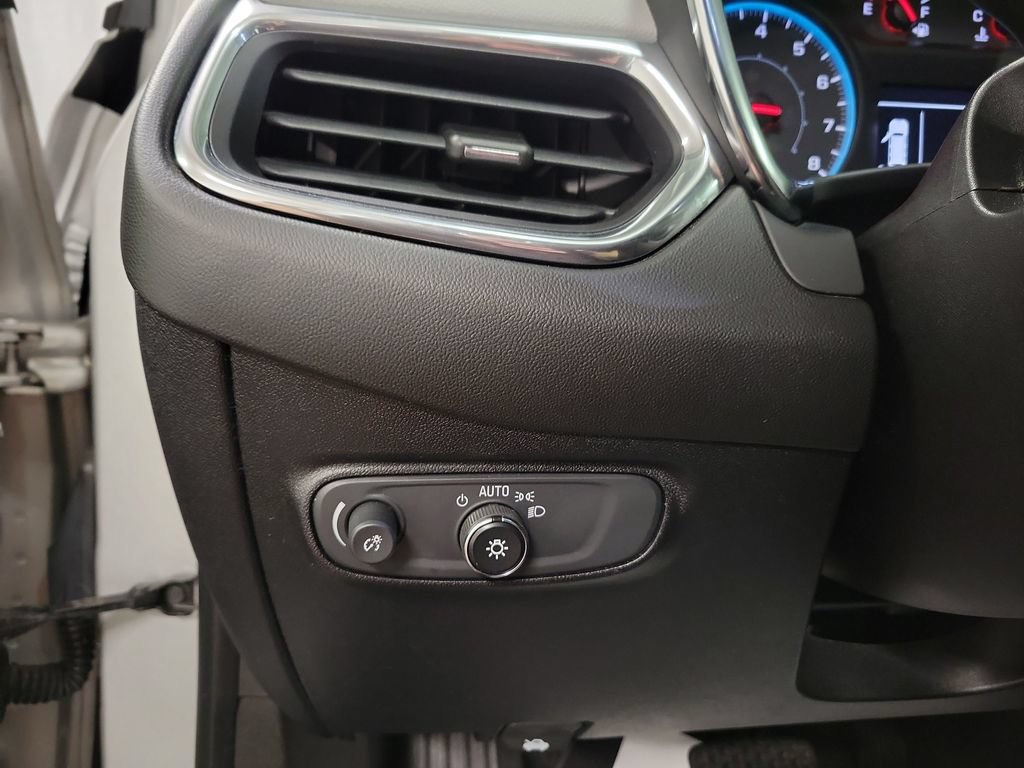 Used 2019 Chevrolet Equinox LS FWD image 26