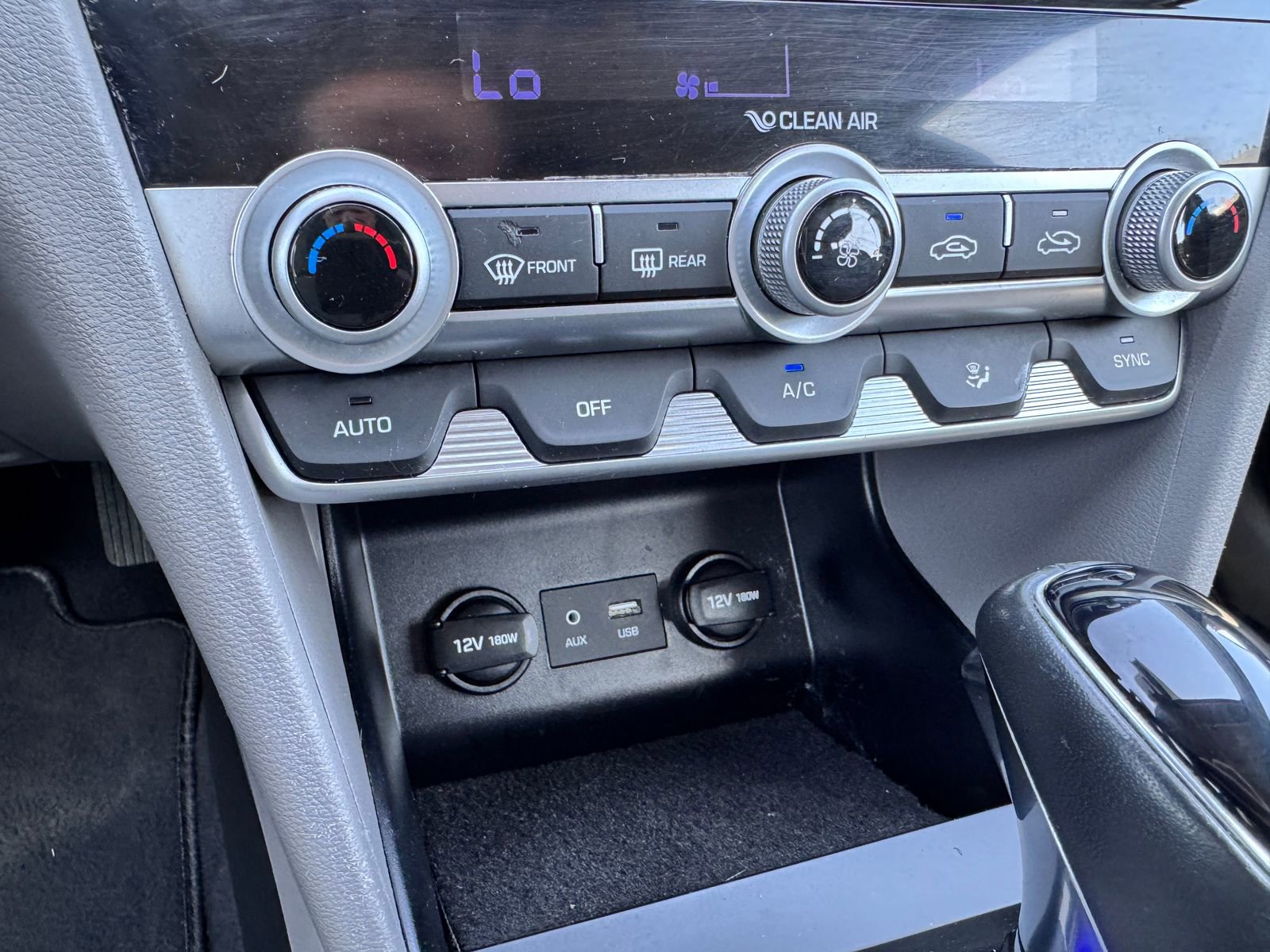 Used 2020 Hyundai Elantra Value Edition FWD image 20