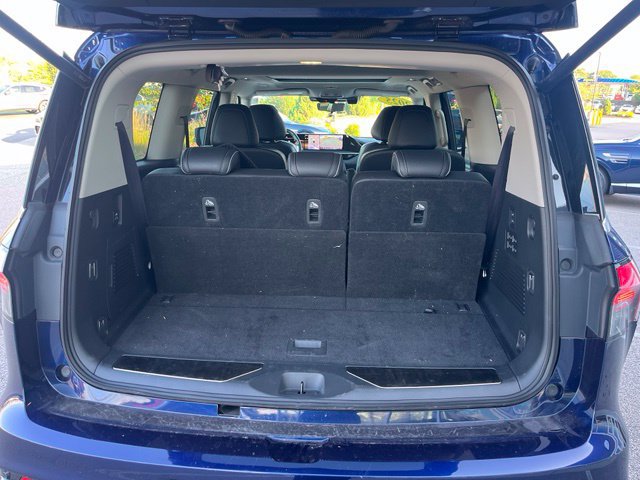 Used 2025 INFINITI QX80 Sensory AWD/4WD image 10