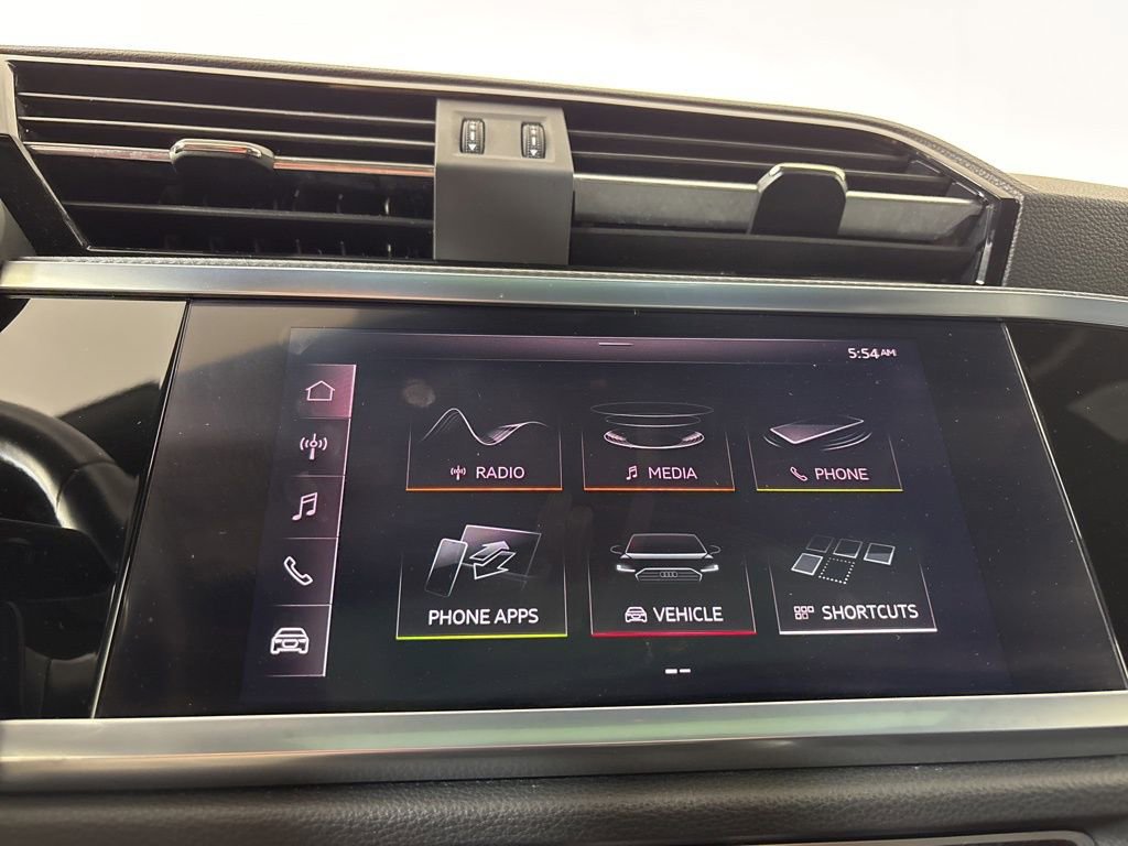 Used 2021 Audi Q3 2.0T Premium Plus w/ Premium Plus Package image 31