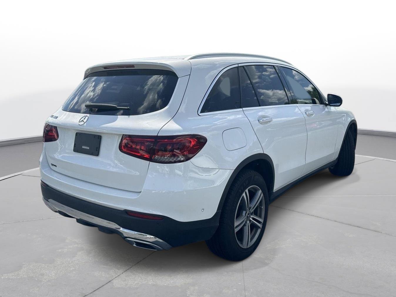 Used 2021 Mercedes-Benz GLC 300 image 6