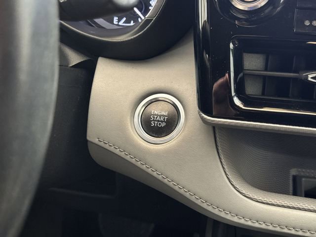 Used 2021 Toyota Highlander Platinum image 17