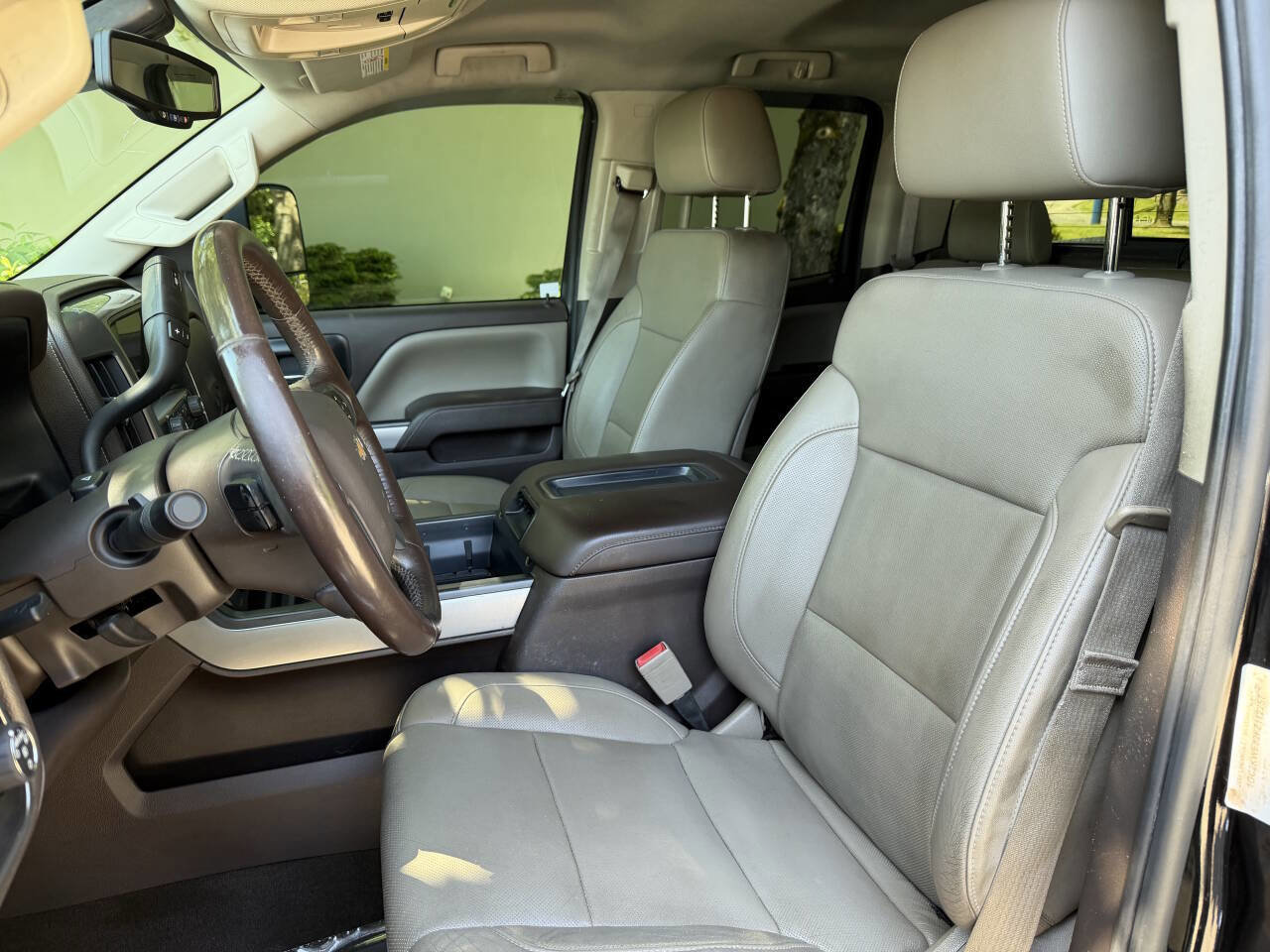 Used 2015 Chevrolet Silverado 2500 LTZ AWD/4WD image 10