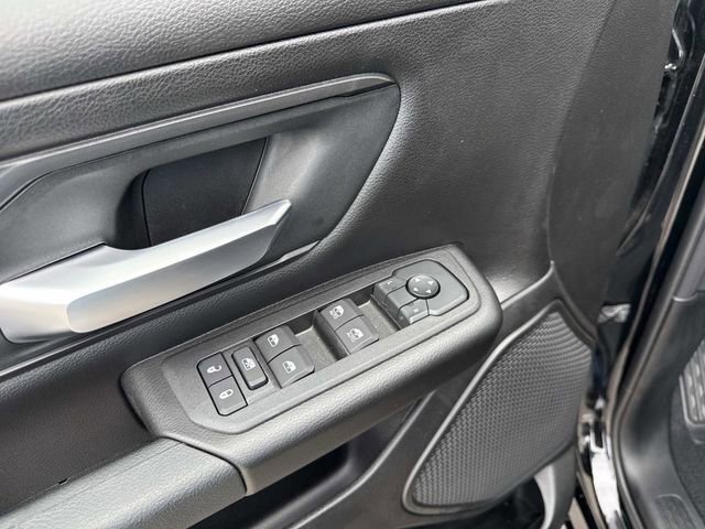 New 2026 RAM 1500 Express image 18