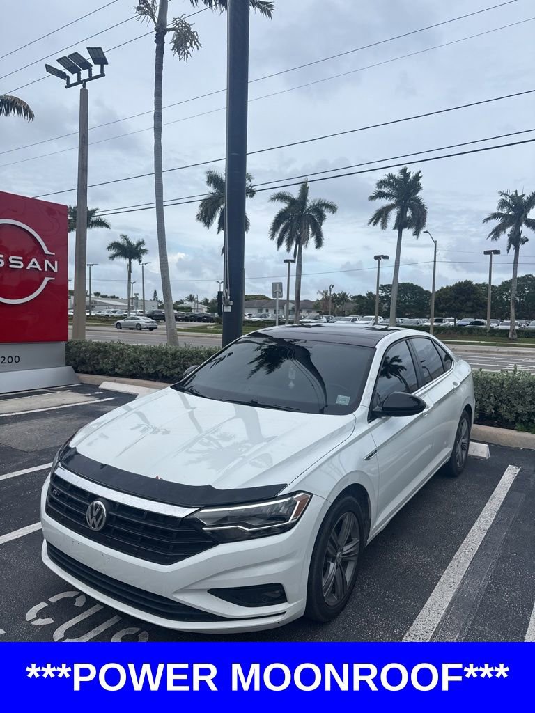 Used 2019 Volkswagen Jetta R-Line image 2