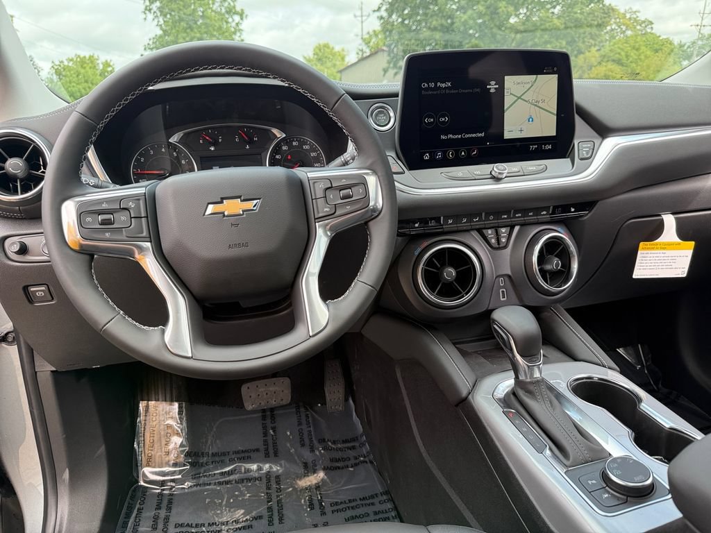 New 2026 Chevrolet Blazer LT w/ Sound & Technology Package AWD/4WD image 17