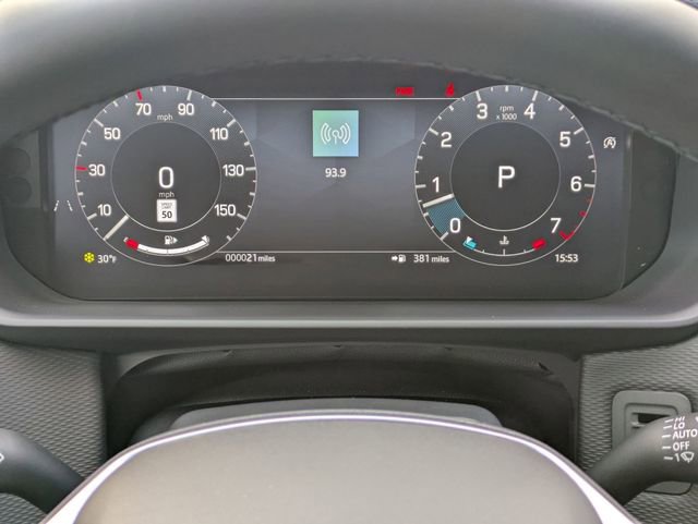 New 2026 Land Rover Discovery Limited Edition image 8