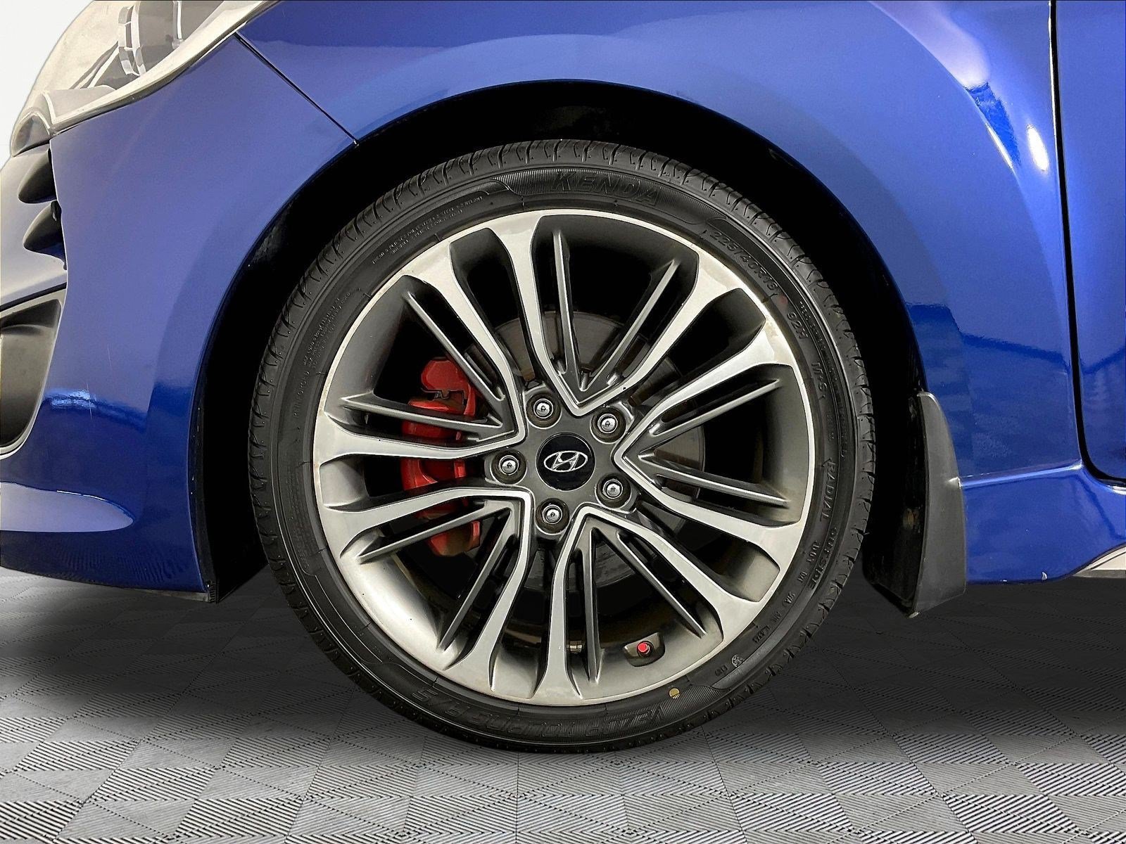 Used 2016 Hyundai Veloster Turbo R-Spec FWD image 32