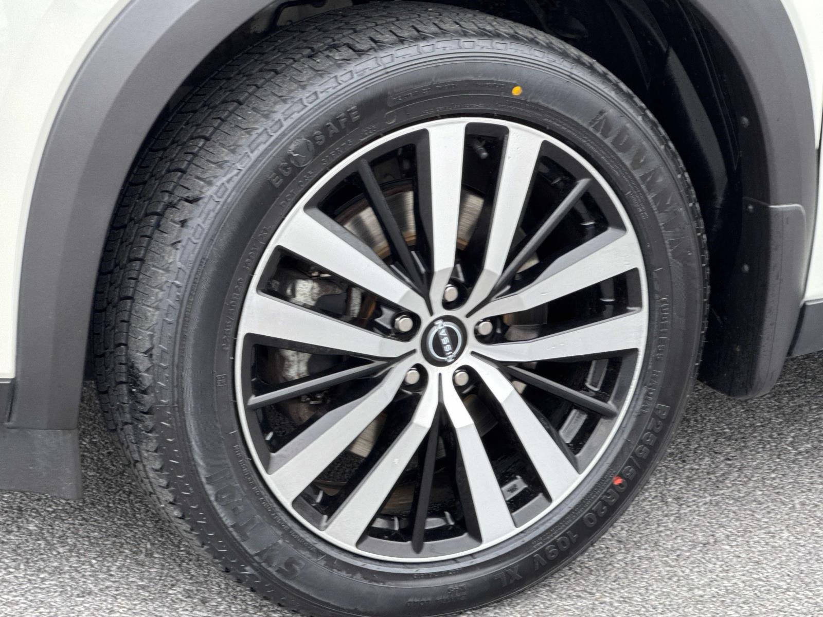 Used 2023 Nissan Pathfinder Platinum image 7