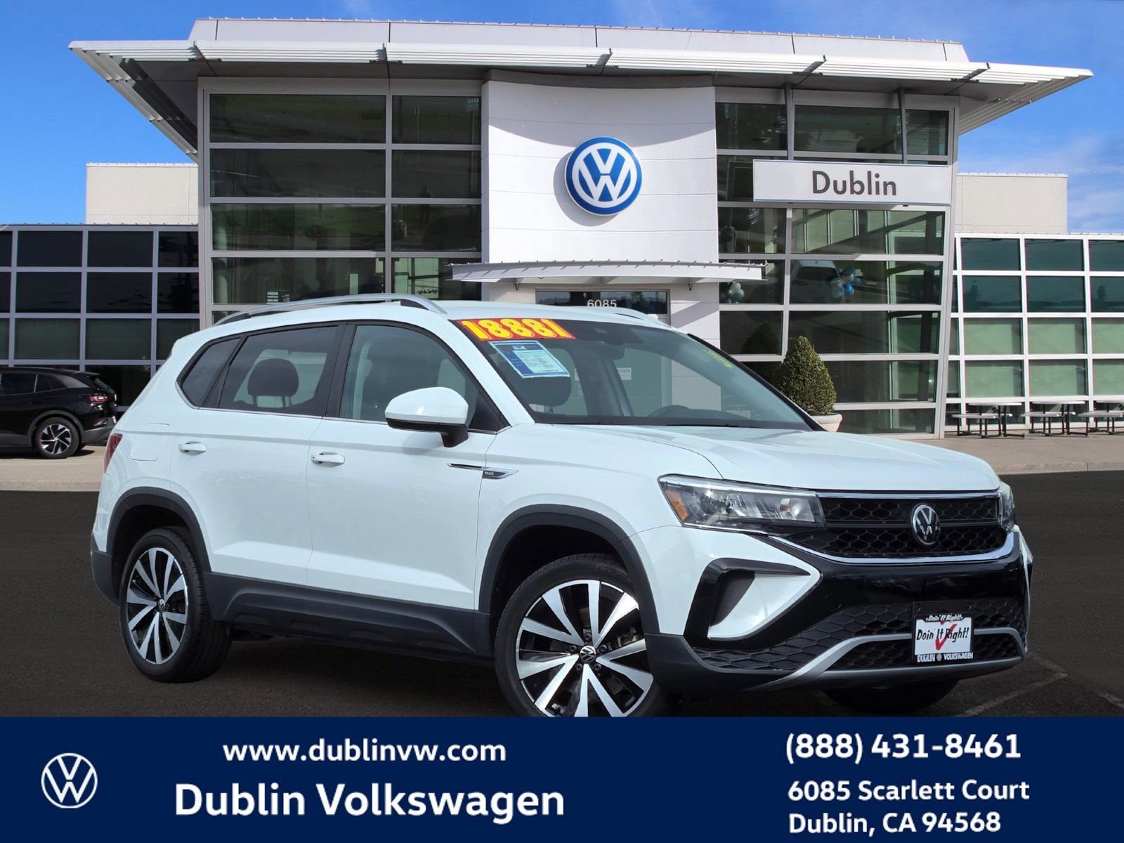 Used 2024 Volkswagen Taos SE image 1