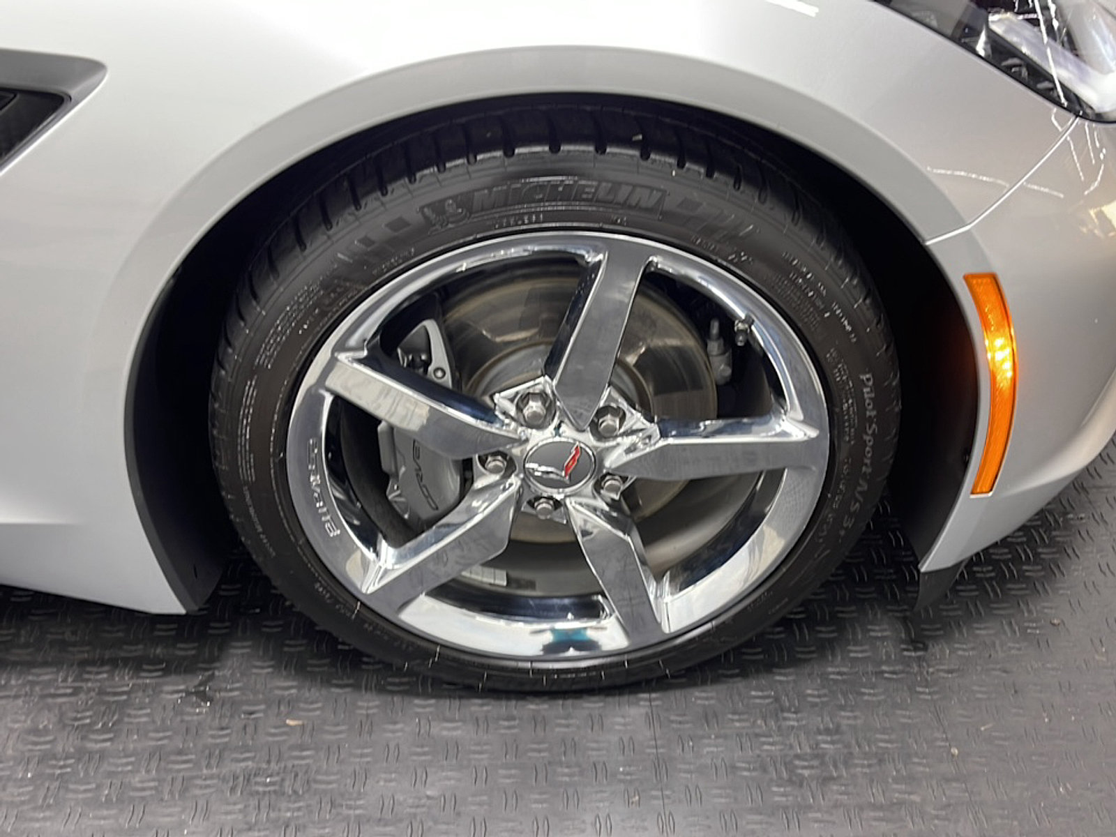 Used 2015 Chevrolet Corvette Stingray Convertible w/ 2LT Preferred Equipment Group RWD image 21