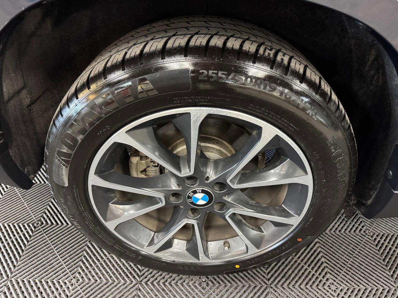 Used 2018 BMW X5 sDrive35i image 17