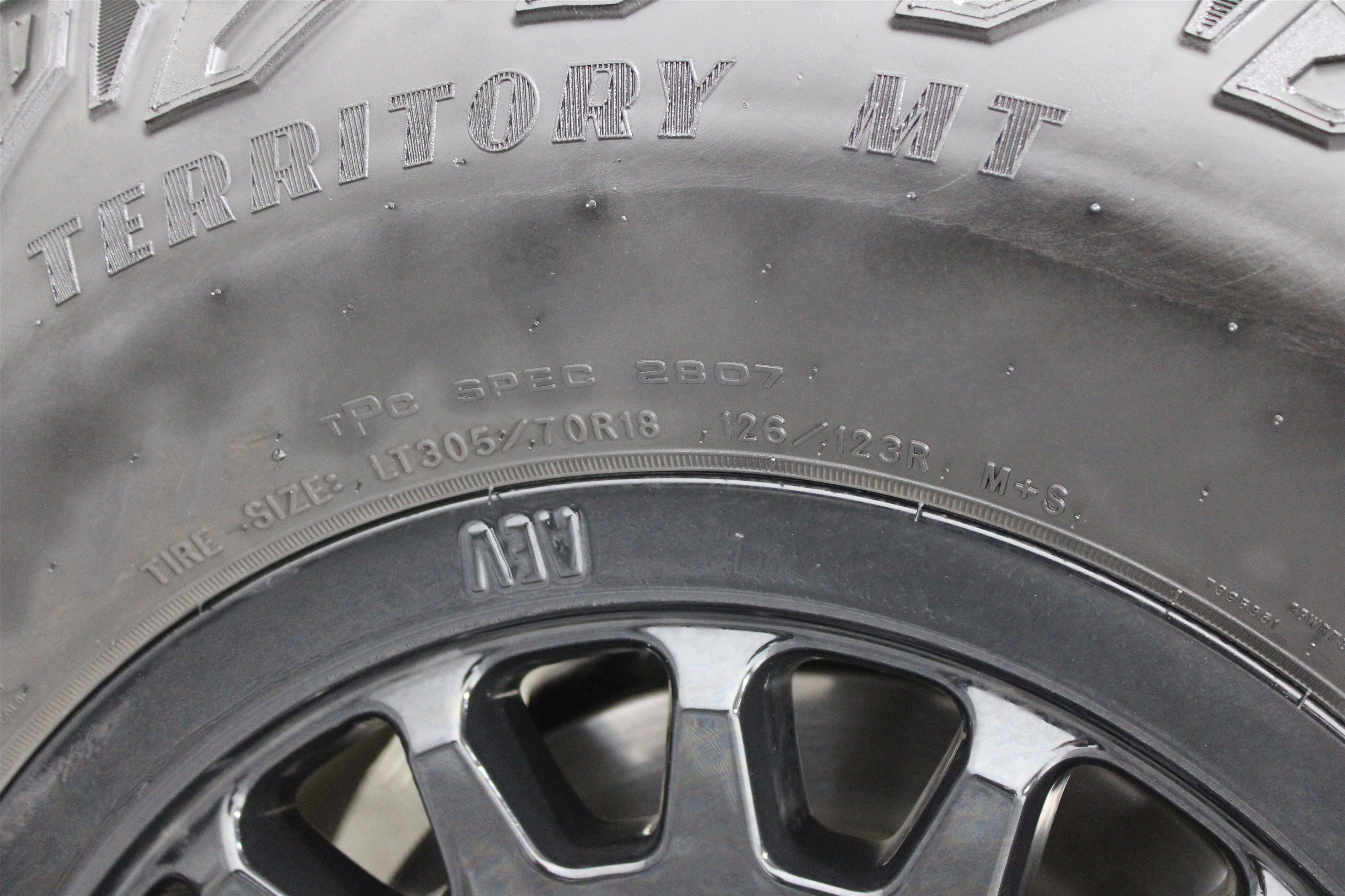 Used 2025 GMC Sierra 2500 AT4X w/ AT4X AEV Edition image 52