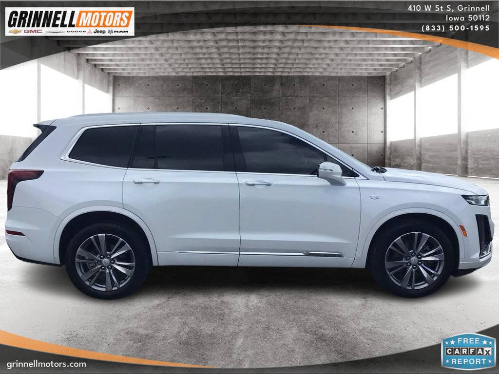 Used 2024 Cadillac XT6 Premium Luxury AWD/4WD image 4