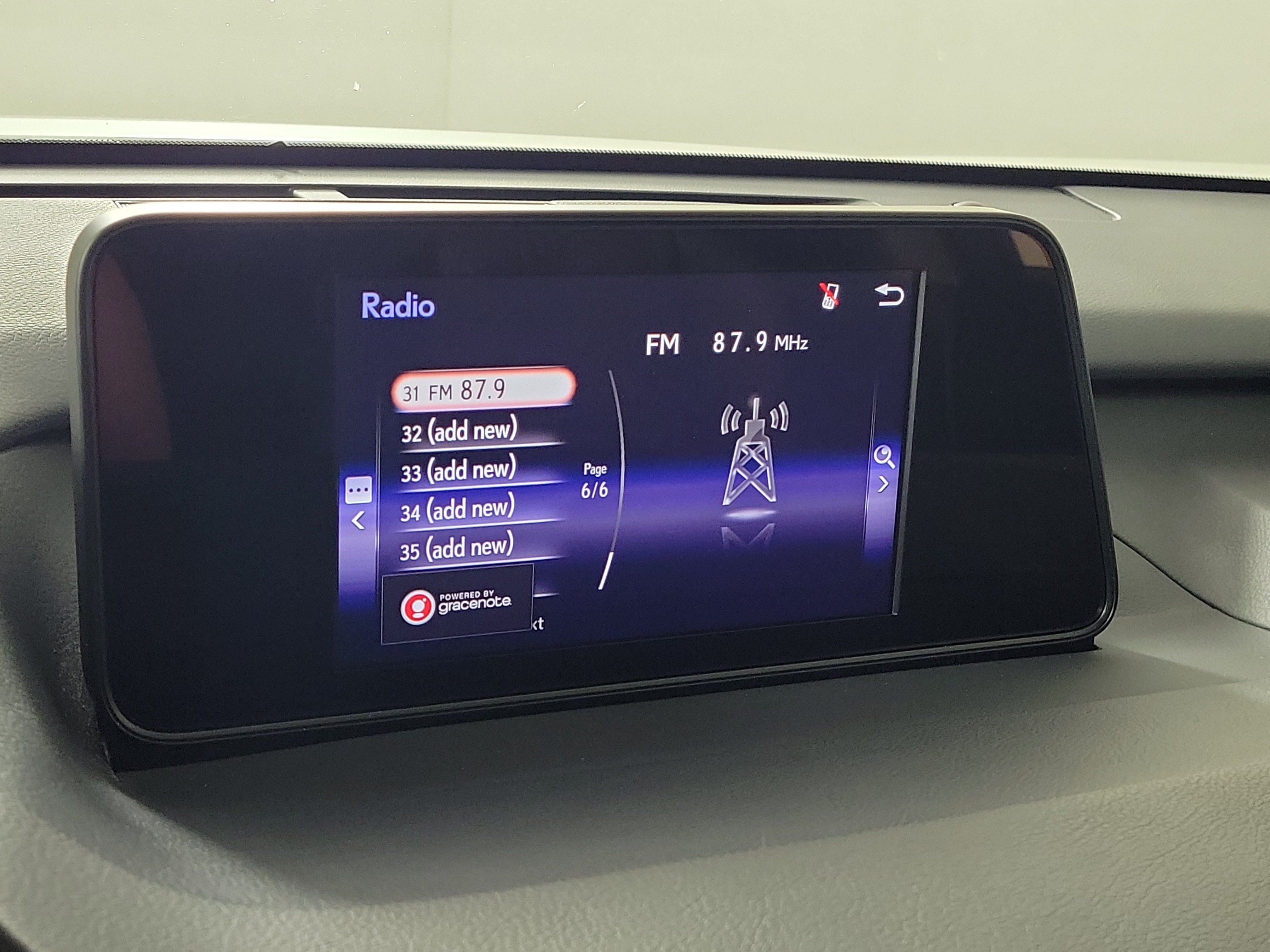 Used 2018 Lexus RX 350 AWD w/ Premium Package image 17