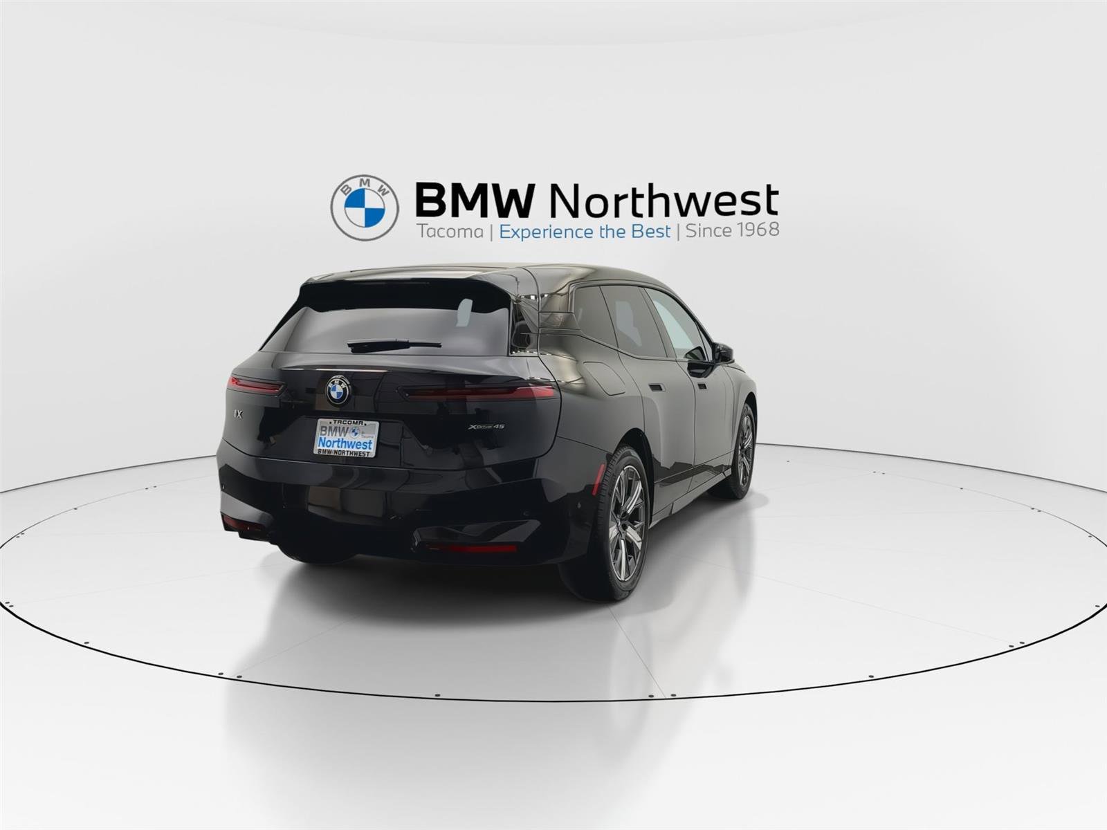 Used 2026 BMW iX xDrive45 w/ Executive Package AWD/4WD image 2