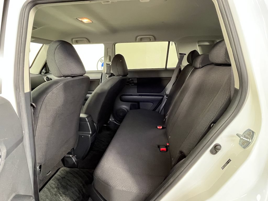 Used 2010 Scion xB FWD image 20