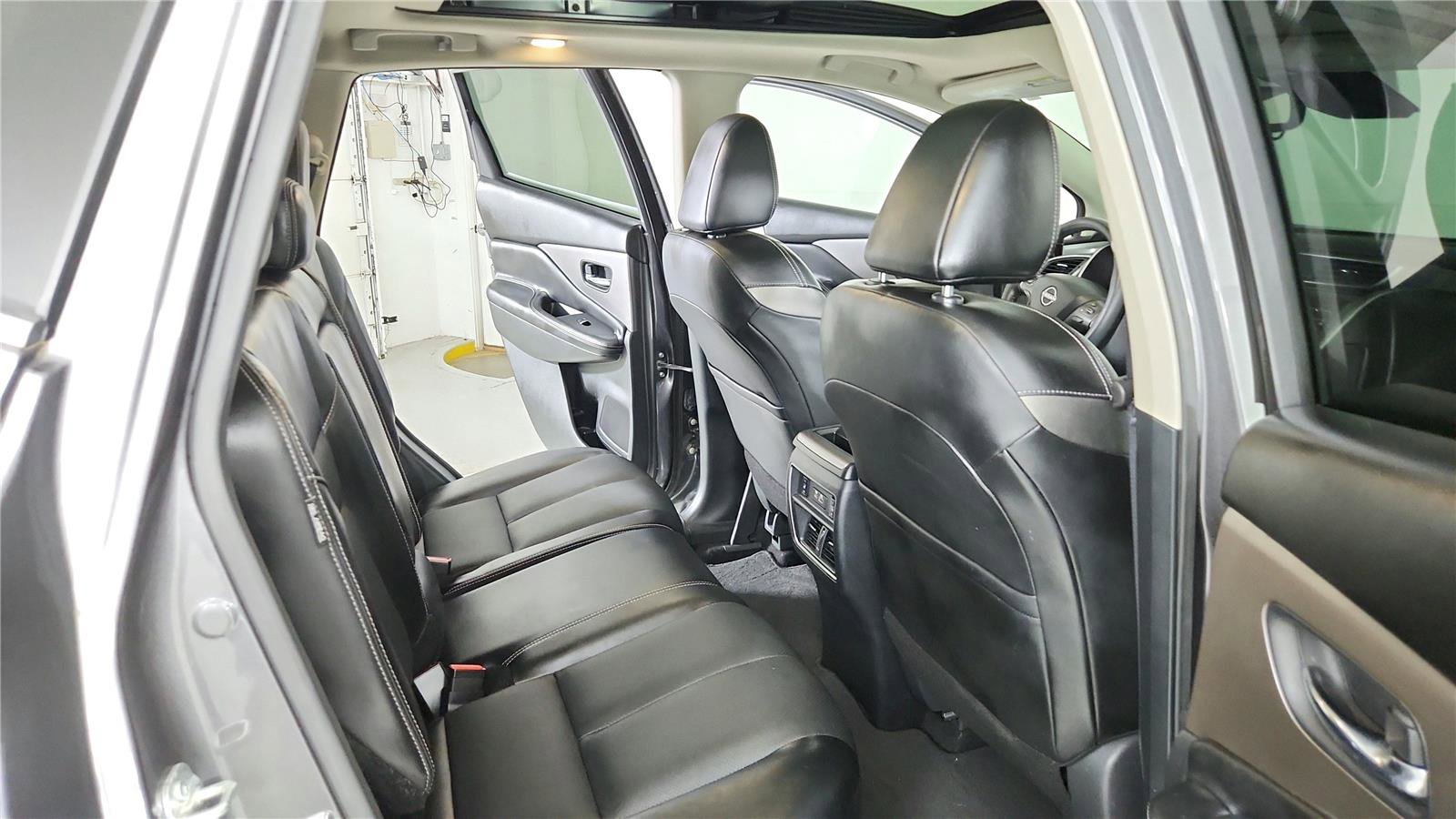 Used 2023 Nissan Murano SL w/ SL Moonroof Package AWD/4WD image 20