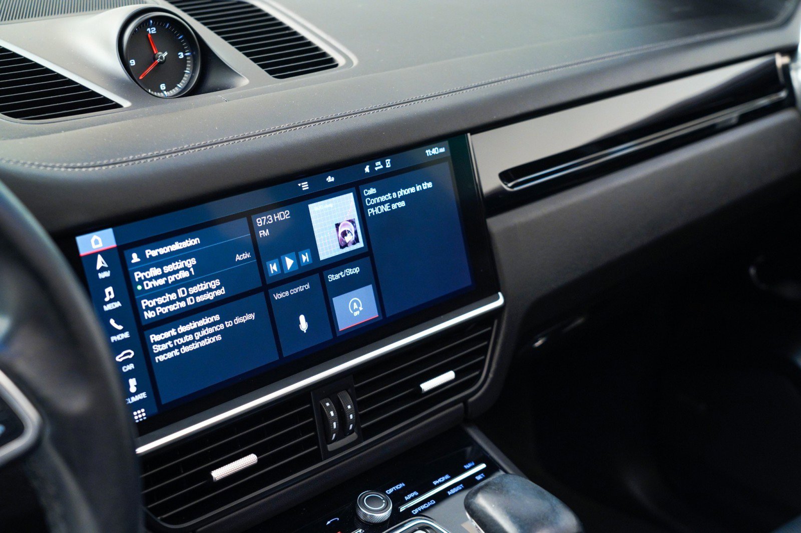 Used 2021 Porsche Cayenne S image 27