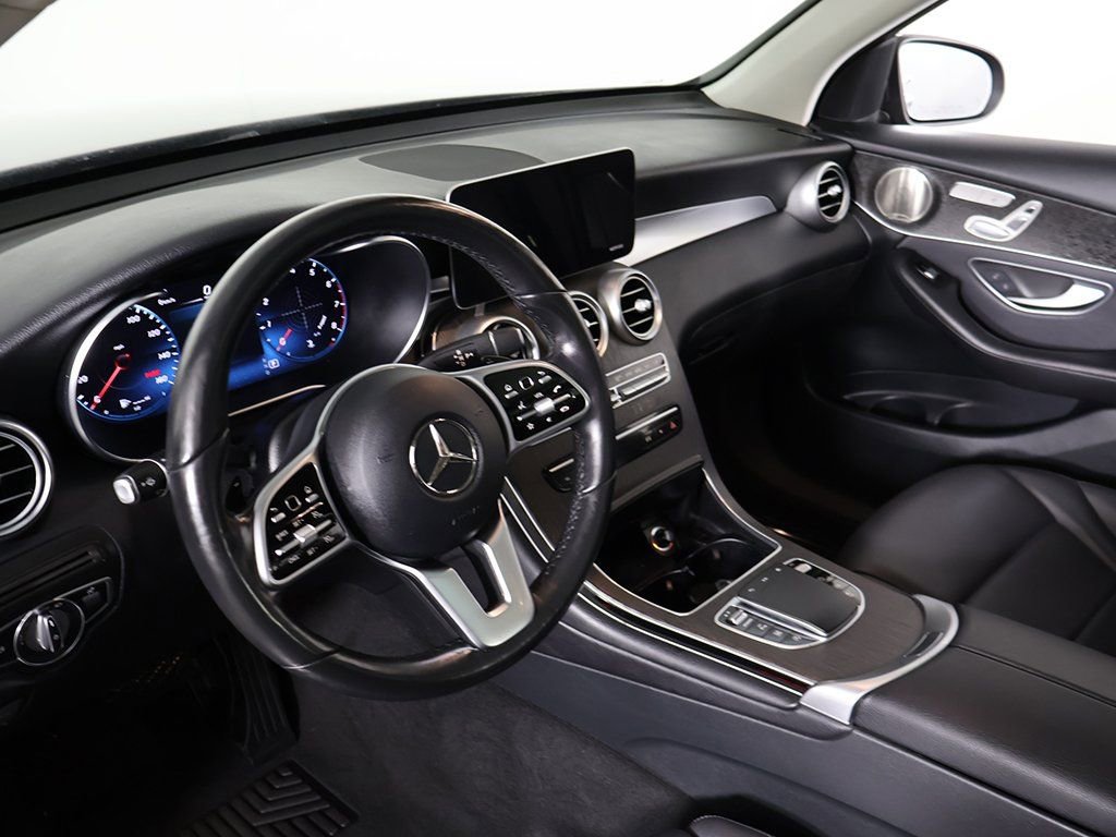 Used 2021 Mercedes-Benz GLC 300 4MATIC w/ Multimedia Package image 29