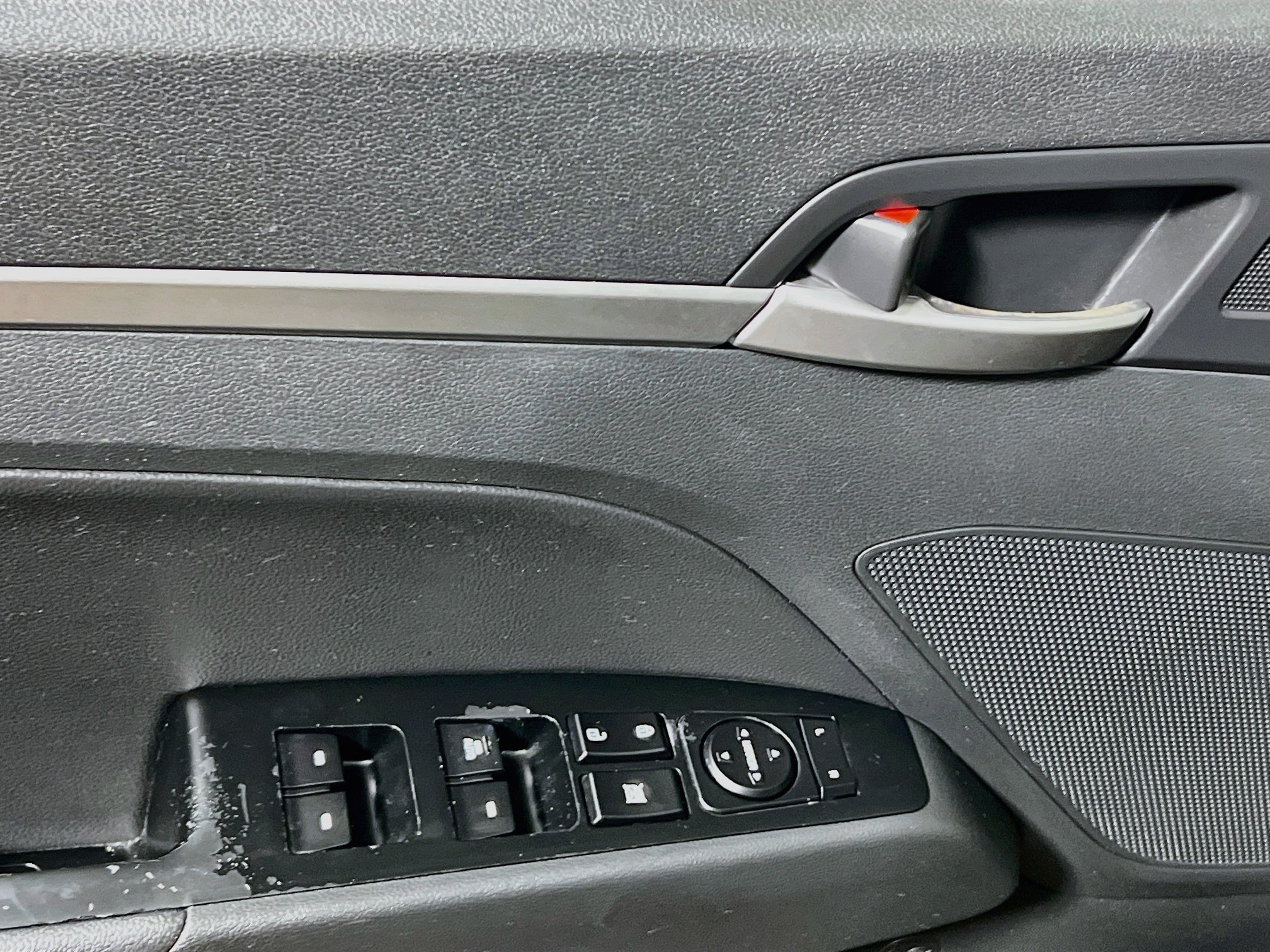 Used 2019 Hyundai Elantra Limited w/ Cargo Package FWD image 16