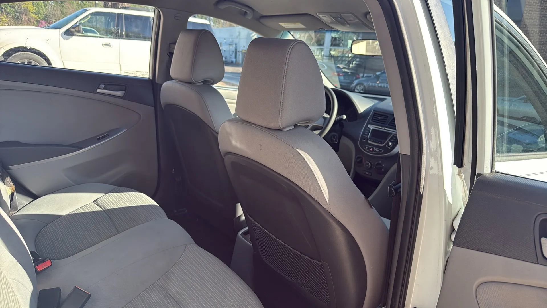 Used 2015 Hyundai Accent GLS image 18