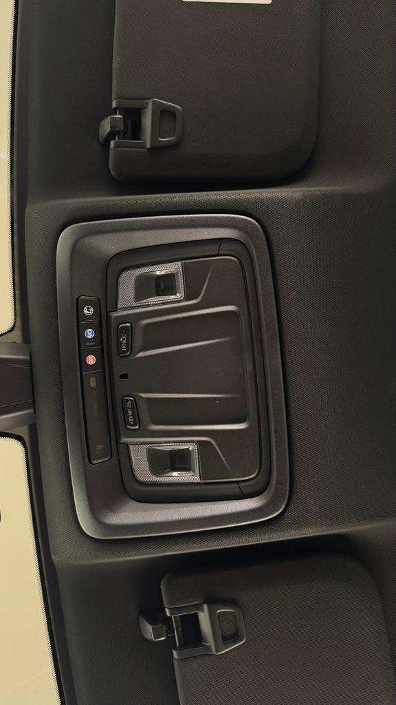 Used 2021 GMC Sierra 1500 AT4 AWD/4WD image 24