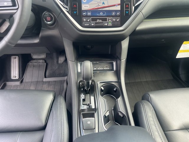 Used 2025 Subaru Ascent Bronze Edition w/ Onyx Package image 14