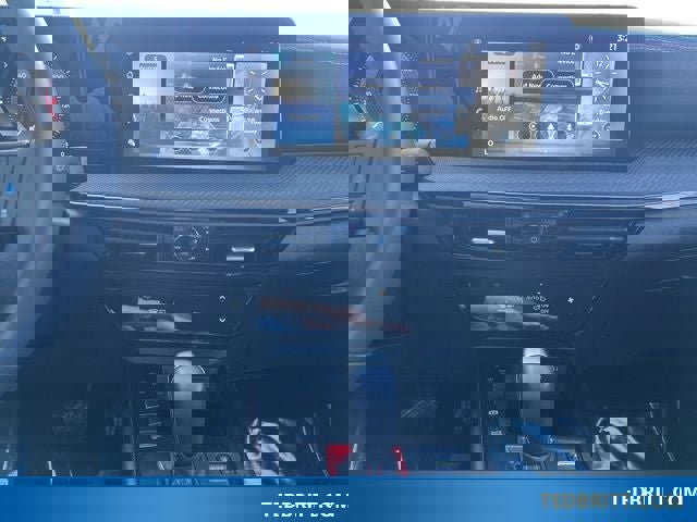 Used 2025 Nissan Kicks SR image 31