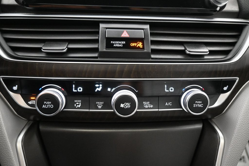 Used 2018 Honda Accord EX image 13