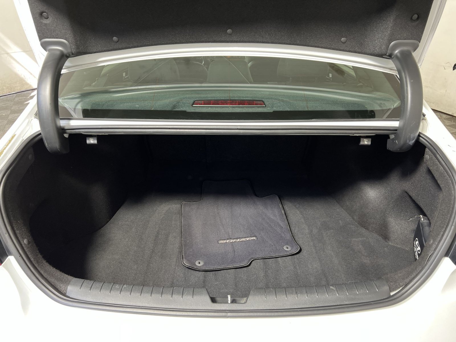 Used 2017 Hyundai Sonata Sport 2.0T FWD image 24