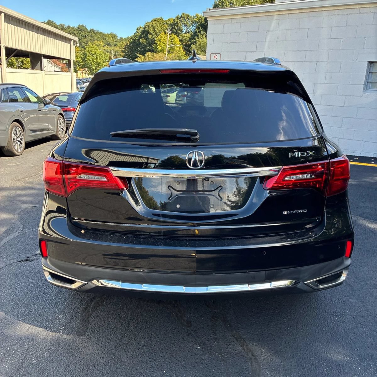 Used 2019 Acura MDX w/ Technology Package AWD/4WD image 3
