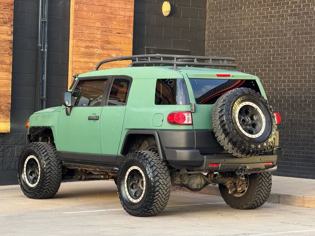 Used 2007 Toyota FJ Cruiser 4WD image 11