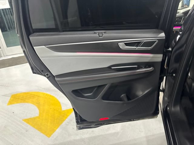Used 2024 Volkswagen Atlas Peak Edition SEL AWD/4WD image 20