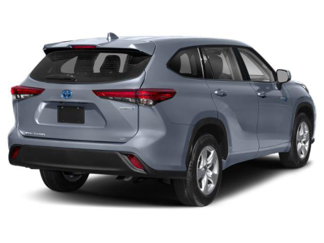 Used 2021 Toyota Highlander XLE AWD/4WD image 2