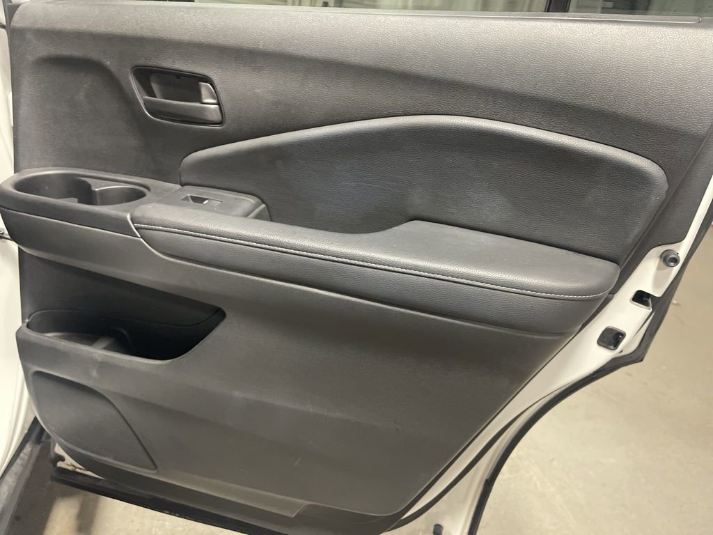 Used 2024 Honda Passport EX-L image 13