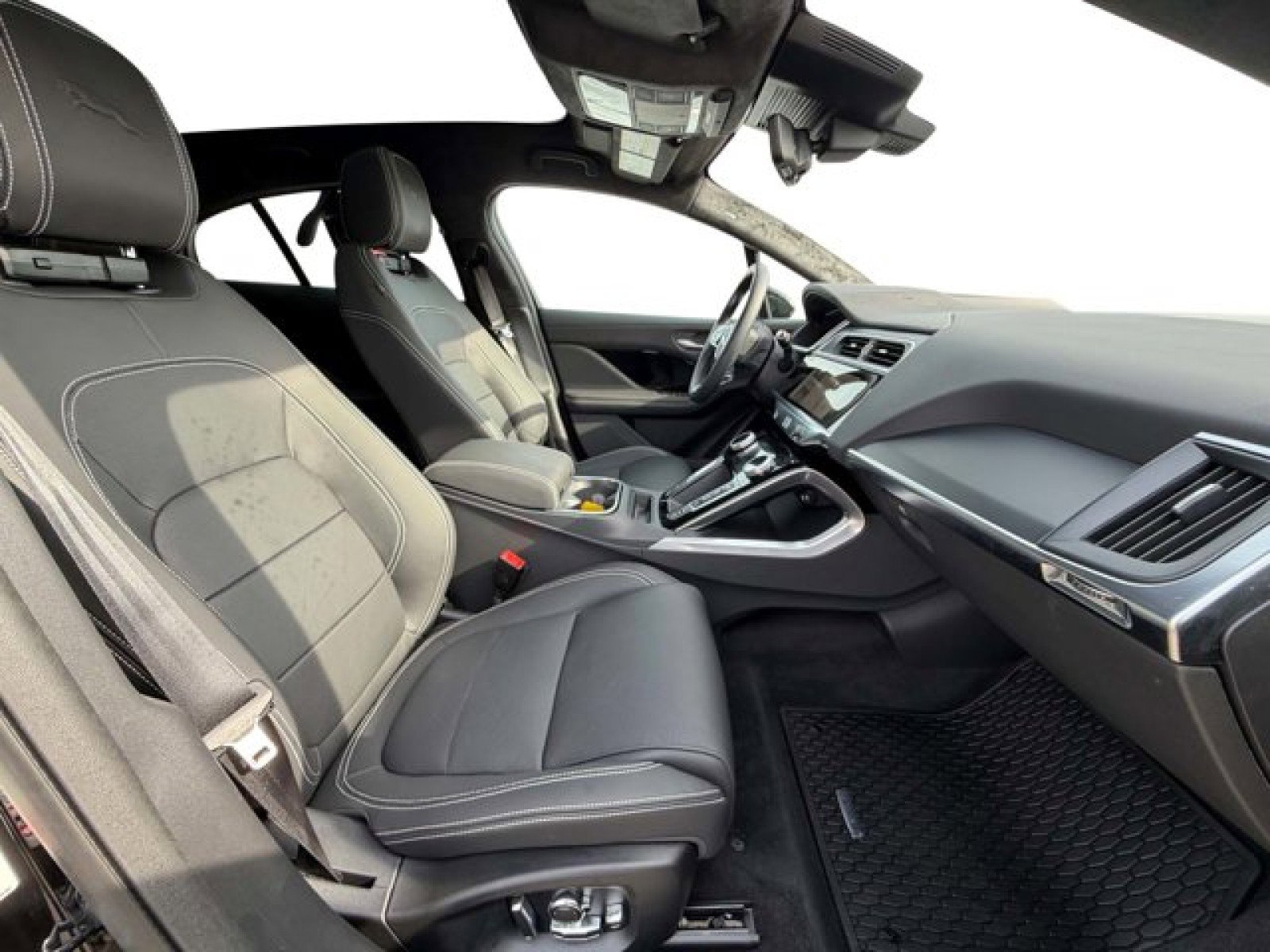 Used 2024 Jaguar I-PACE R-Dynamic HSE image 20