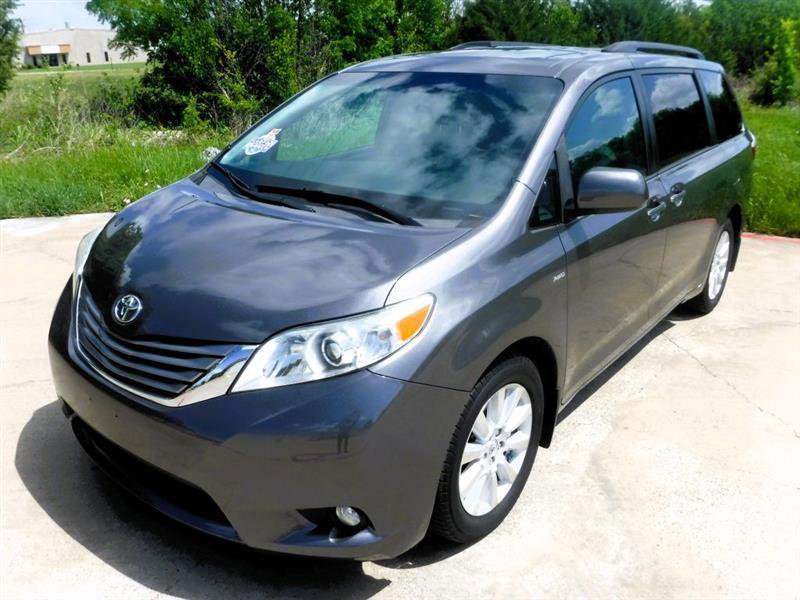 Used 2017 Toyota Sienna AWD image 8