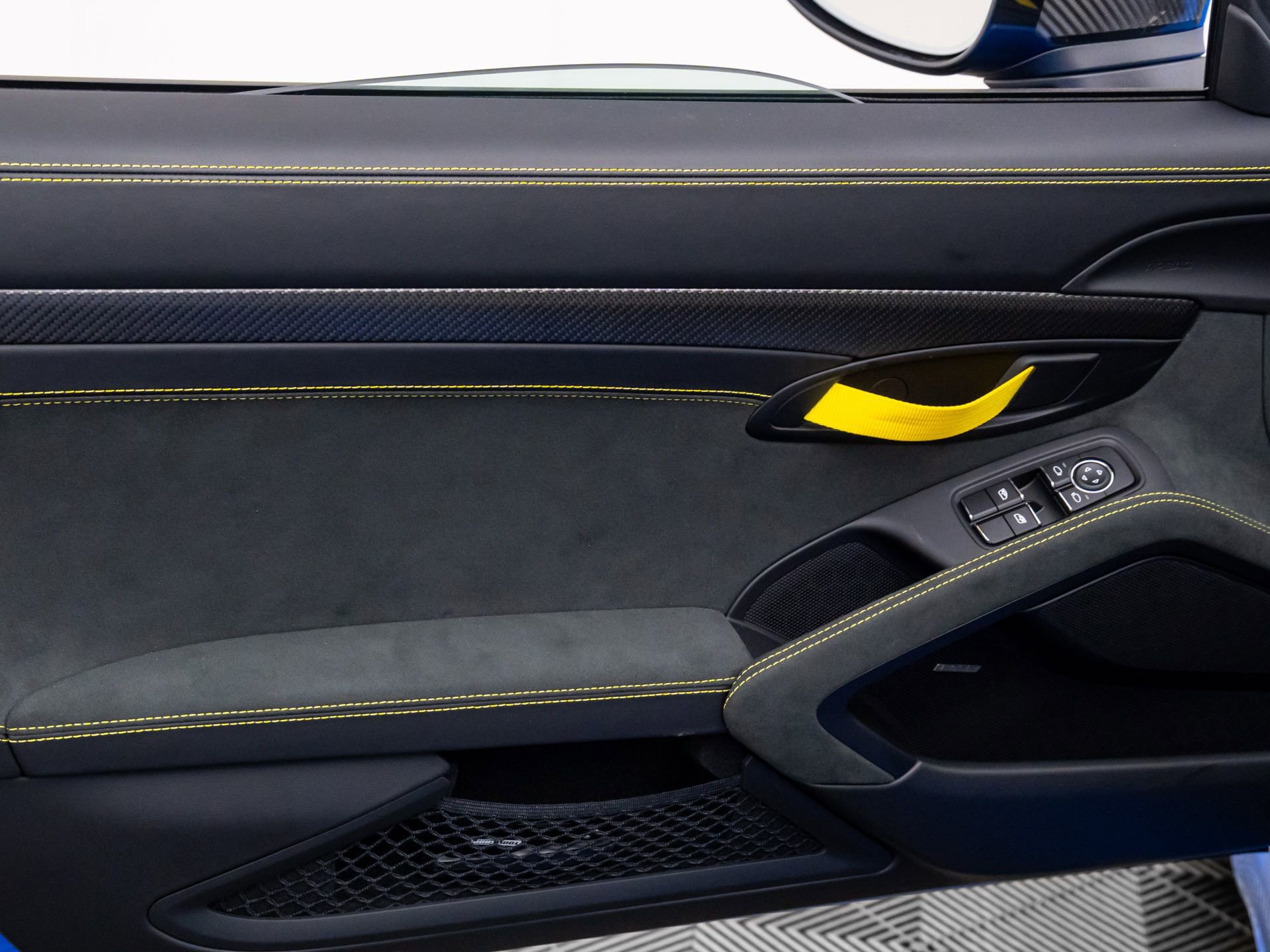 Certified 2025 Porsche 718 Boxster Spyder RS image 14