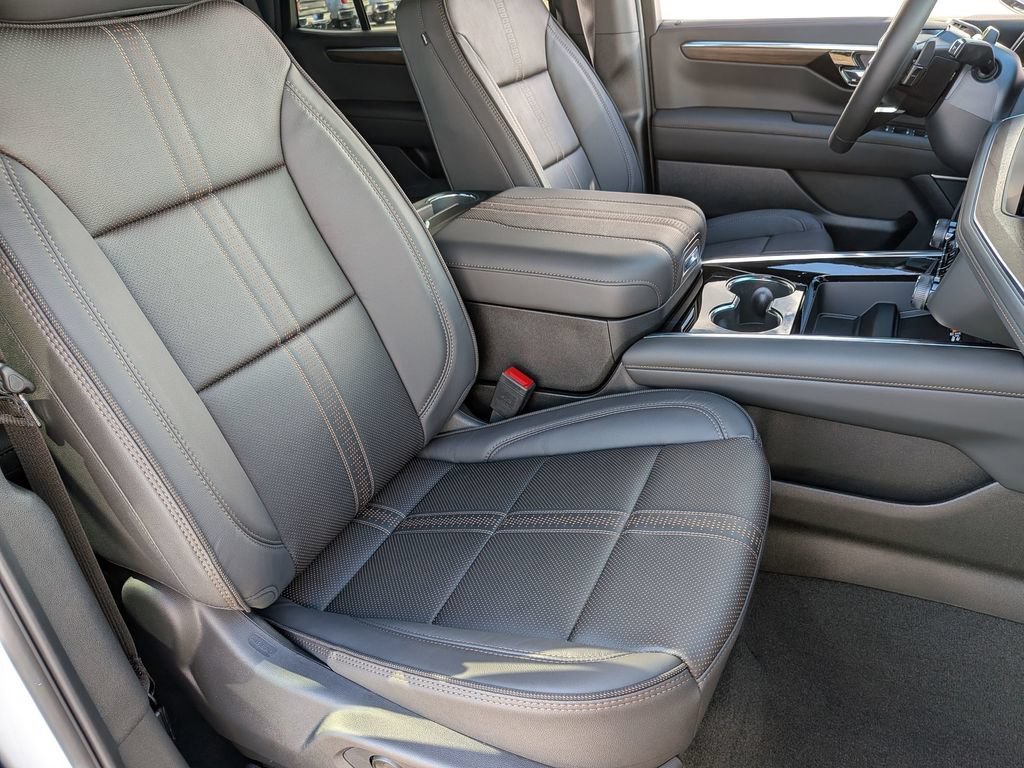 New 2026 Chevrolet Tahoe High Country AWD/4WD image 33