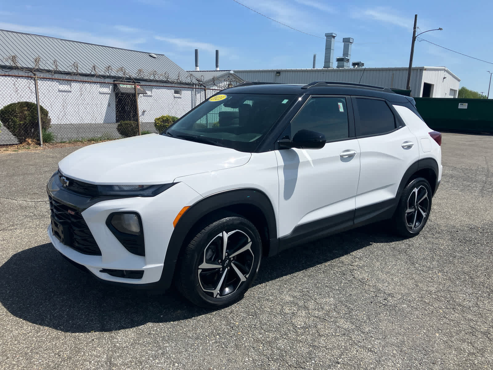 Used 2023 Chevrolet TrailBlazer RS w/ Sun and Liftgate Package image 1