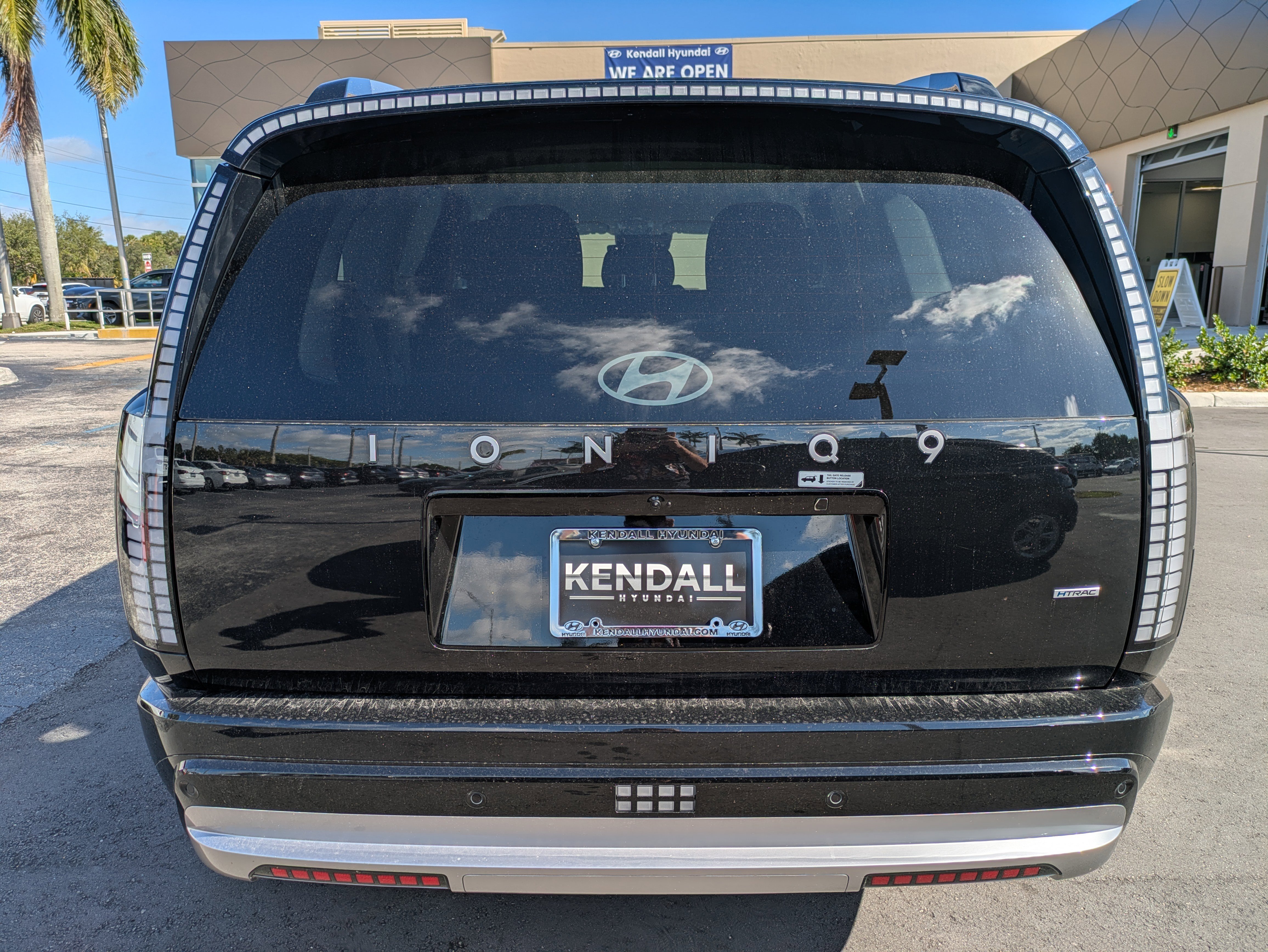 New 2026 Hyundai Ioniq 9 SEL image 5